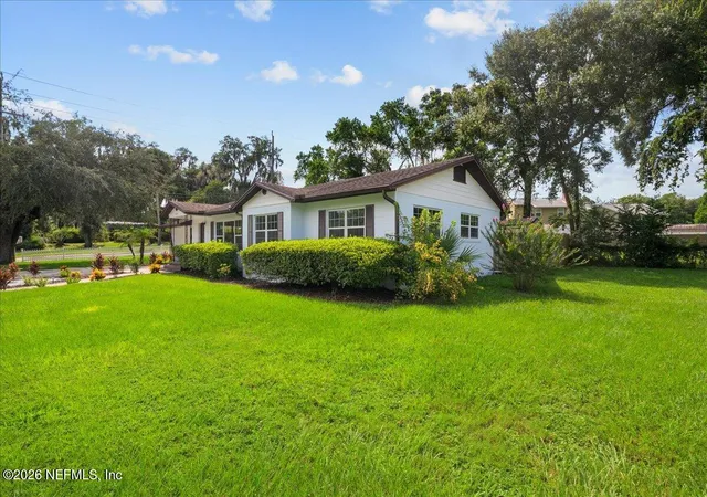 Photo 2 of Single family home for sale at 2003 Laurel St, Palatka, FL 32177 | MLS# 2162238 | Listing updated on 2026-08-27