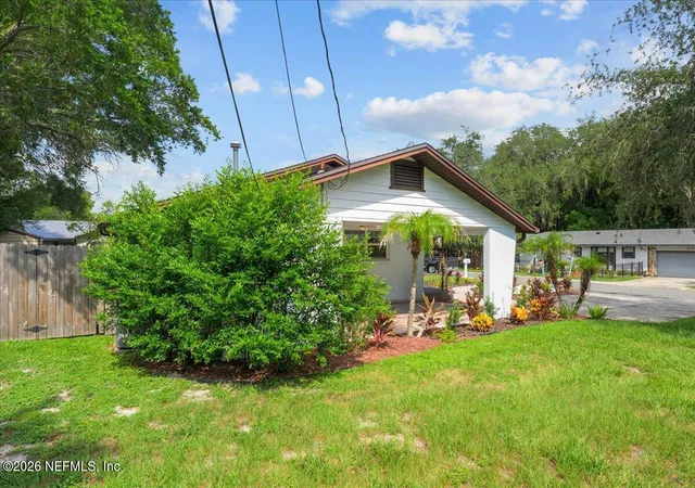 Photo 4 of Single family home for sale at 2003 Laurel St, Palatka, FL 32177 | MLS# 2162238 | Listing updated on 2026-08-27