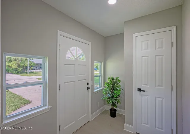 5th image of 455 Laurina St, Jacksonville, FL 32216 | MLS# 2161247