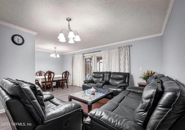 5th image of 3878 La Mirada Dr N, Jacksonville, FL 32217