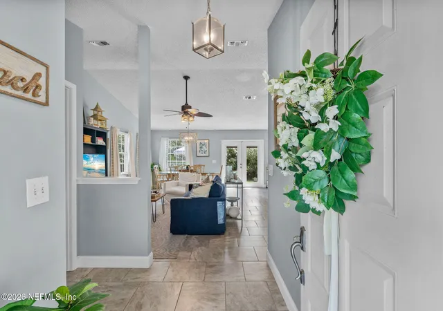 5th image of 707 Cedar Ct, Neptune Beach, FL 32266 | MLS# 2161288