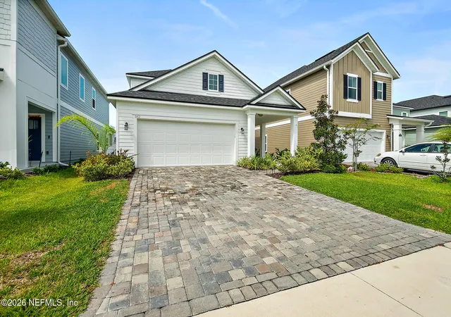 Photo 3 of Single family home for sale at 542 Silver Landing Dr, St. Augustine, FL 32092 | MLS# 2161680 | Listing updated on 2026-09-06