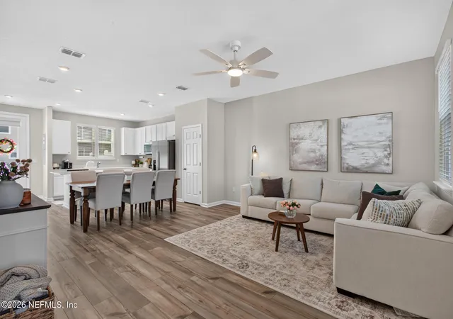 Townhouse for sale at 43 Downing Dr, St. Johns, FL 32259 | MLS# 2161204
