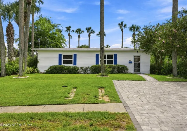 2nd image of 902 N 8th Ave N, Jacksonville Beach, FL 32250 | MLS# 2161232