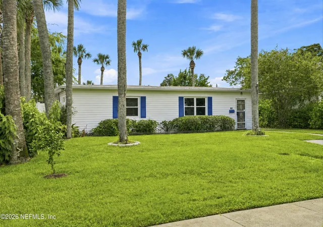 3rd image of 902 N 8Th Ave N, Jacksonville Beach, FL 32250 | MLS# 2161232
