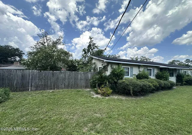 4th image of 7959 Stuart Ave, Jacksonville, FL 32220 | MLS# 2161235