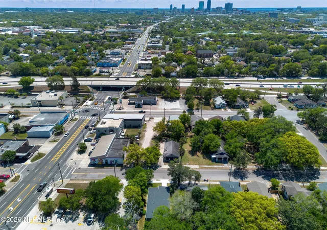 Photo 3 of Single family home for sale at 21 W 22nd St, Jacksonville, FL 32206 | MLS# 2161367 | Listing updated on 2026-09-16