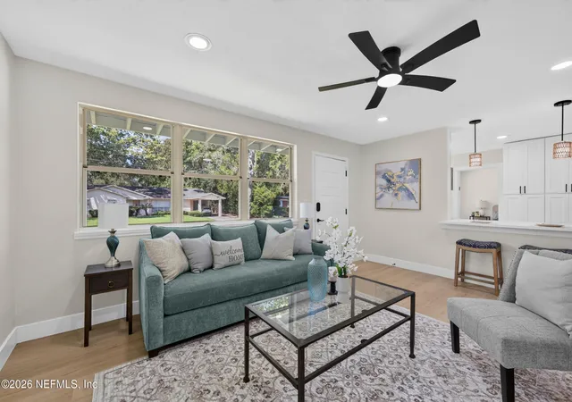 4th image of 1123 Ovington Rd S, Jacksonville, FL 32216 | MLS# 2161239