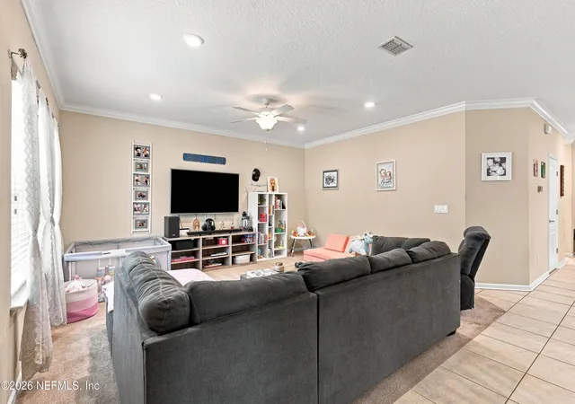 5th image of 7281 Claremont Creek Dr, Jacksonville, FL 32222 | MLS# 2161304
