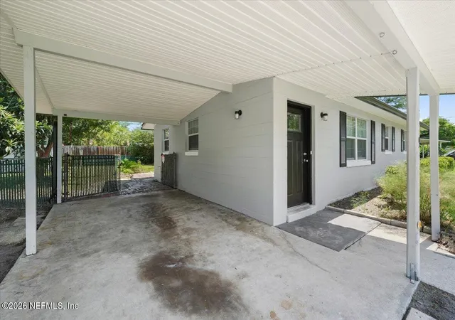 Photo 3 of Sale Pending at 6529 Bo Peep Dr N, Jacksonville, FL 32210 | MLS# 2161343 | Listing updated on 2026-09-02