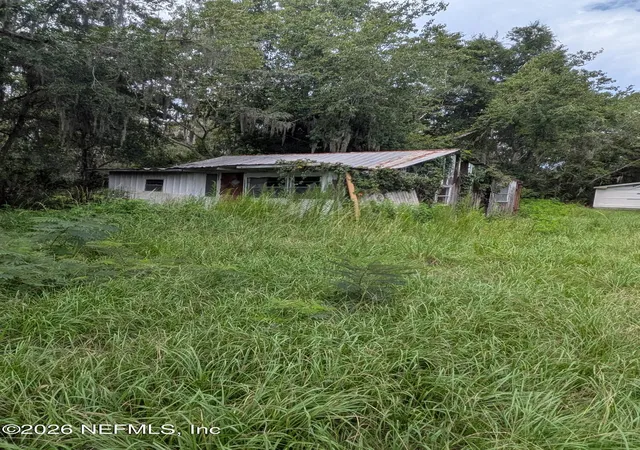 Photo 3 of Single family home for sale at 24485 N Us Hwy 301, Lawtey, FL 32058 | MLS# 2161347 | Listing updated on 2026-08-22