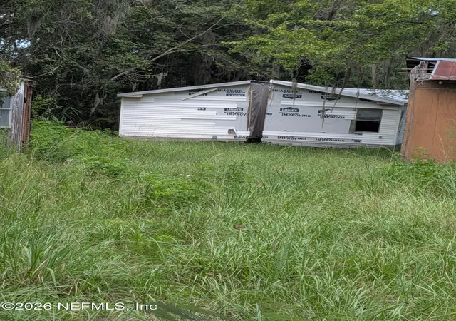 Photo 4 of Single family home for sale at 24485 N Us Hwy 301, Lawtey, FL 32058 | MLS# 2161347 | Listing updated on 2026-08-22