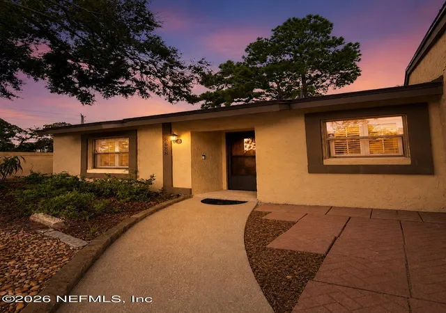 2nd image of 8688 Deermoss Wy W, Jacksonville, FL 32217 | MLS# 2161350