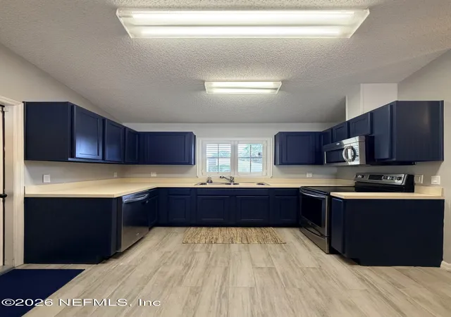 4th image of 8688 Deermoss Wy W, Jacksonville, FL 32217 | MLS# 2161350