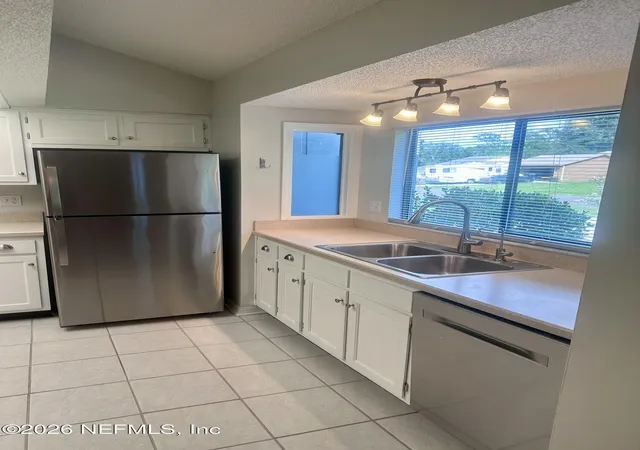 Photo 4 of Single family home for sale at 6282 Island Forest Dr, Fleming Island, FL 32003 | MLS# 2161677 | Listing updated on 2026-10-05