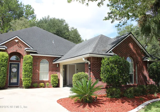 Photo 2 of Sale Pending at 1032 Deer Spring Dr, Jacksonville, FL 32221 | MLS# 2161377 | Listing updated on 2026-09-04