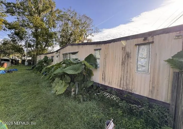 3rd image of 3051 Van Darien Dr, Jacksonville, FL 32218 | MLS# 2161382