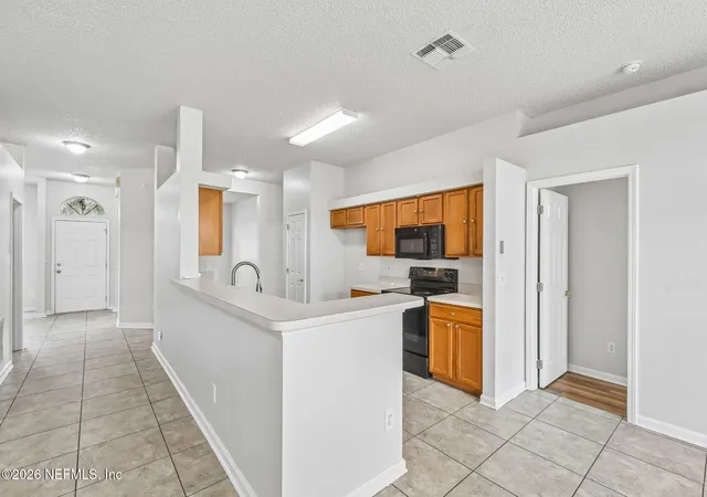 Photo 3 of Single family home for sale at 476 Hillside Dr, Orange Park, FL 32073 | MLS# 2162073 | Listing updated on 2026-09-13