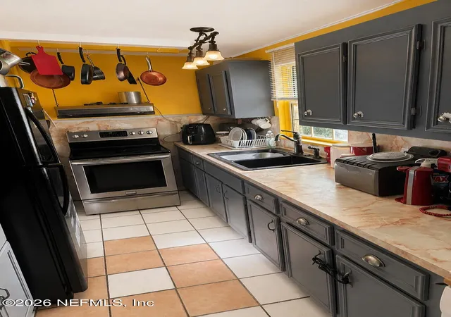 Photo 3 of Single family home for sale at 3018 W 9Th St, Jacksonville, FL 32254 | MLS# 2161556 | Listing updated on 2026-09-10