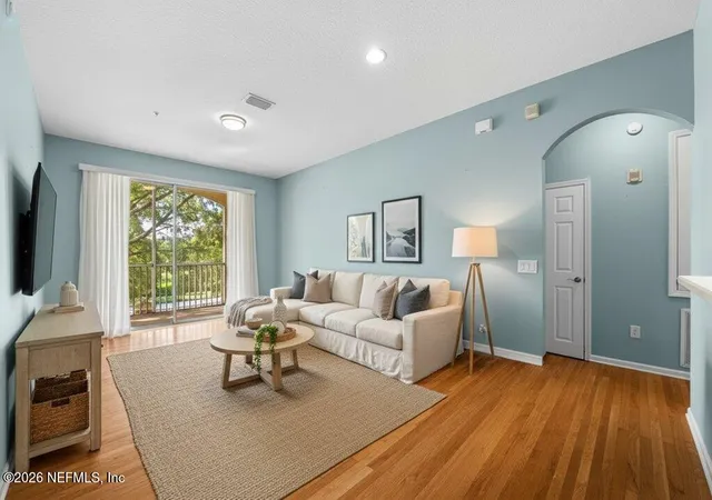 Photo 4 of Condo for sale at 7801 Point Meadows Dr #8202, Jacksonville, FL 32256 | MLS# 2161449 | Listing updated on 2026-09-30