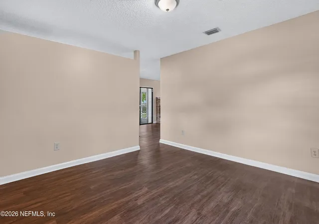 Photo 3 of Single family home for sale at 831 Wicklow Ct, Orange Park, FL 32065 | MLS# 2161618 | Listing updated on 2026-09-15
