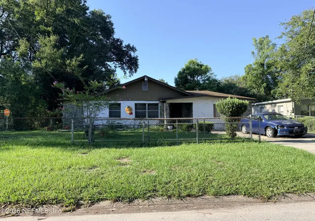 1st image of 2416 Spirea St, Jacksonville, FL 32209 | MLS# 2161479