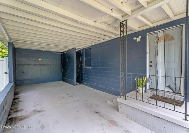Photo 3 of Single family home for sale at 5613 Bree Rd, Jacksonville, FL 32209 | MLS# 2161538 | Listing updated on 2026-10-04