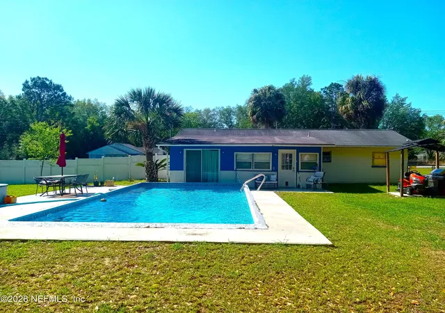 Photo 2 of Single family home for sale at 20181 Sw Rainbow Lakes Blvd, Dunnellon, FL 34431 | MLS# 2161727 | Listing updated on 2026-08-25