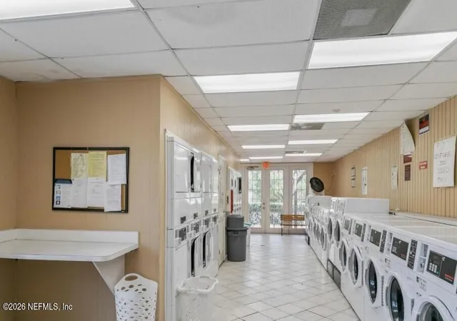 Listing Photo 4 - Condo for sale in building located at 865 Campenero Ct 8, Jacksonville, FL 32217 - Unit #8