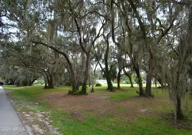 Photo 1 of Land for sale at 272 Hess Rd, Crescent City, FL 32112 | MLS# 2161718 | Listing updated on 2026-08-25