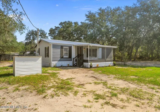 Photo 1 of Manufactured home for sale at 220 Glisson St, Interlachen, FL 32148 | MLS# 2161695 | Listing updated on 2026-08-26
