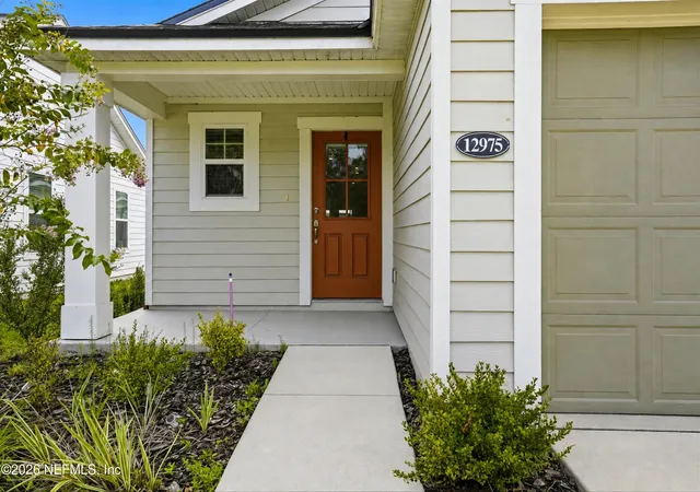 Photo 2 of Single family home for sale at 12975 Holsinger Blvd, Jacksonville, FL 32256 | MLS# 2162129 | Listing updated on 2026-09-06