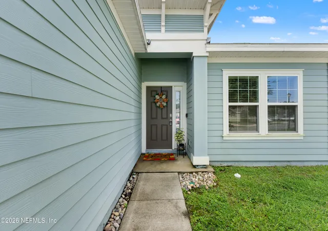 Photo 3 of Single family home for sale at 5646 Kellar Cir, Jacksonville, FL 32218 | MLS# 2161646 | Listing updated on 2026-09-18