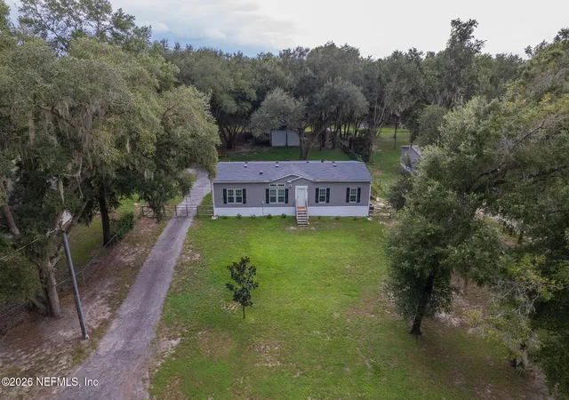 Photo 1 of Manufactured home for sale at 143 Little Orange Lake Dr, Hawthorne, FL 32640 | MLS# 2162249 | Listing updated on 2026-08-28
