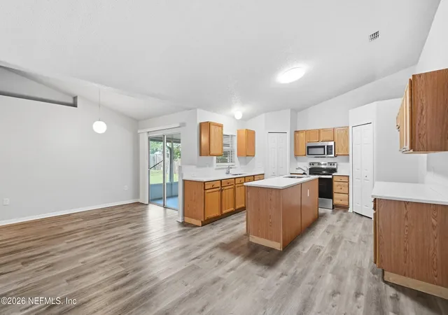 Photo 3 of Single family home for sale at 3227 Shadow Creek Rd, Jacksonville, FL 32226 | MLS# 2162227 | Listing updated on 2026-09-11