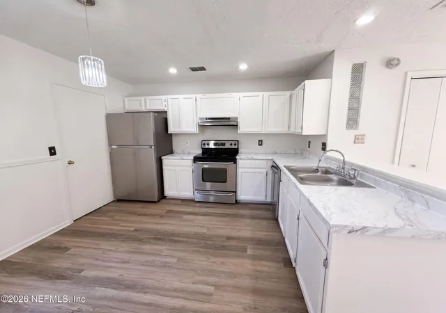 Photo 2 of Townhouse for sale at 3561 Rain Forest Dr W, Jacksonville, FL 32277 | MLS# 2161665 | Listing updated on 2026-09-03