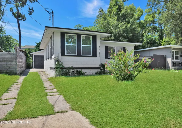 Photo 2 of Single family home for sale at 2816 Dellmont Ave, Jacksonville, FL 32207 | MLS# 2162392 | Listing updated on 2026-08-28