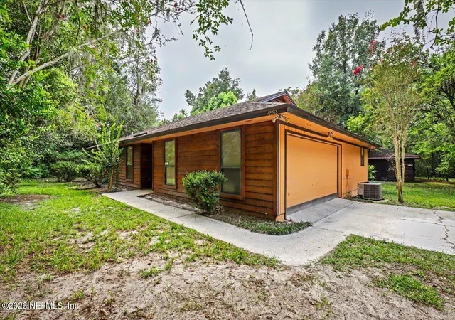 Photo 3 of Single family home for sale at 4593 Santa Clara Ave, Middleburg, FL 32068 | MLS# 2161768 | Listing updated on 2026-09-06