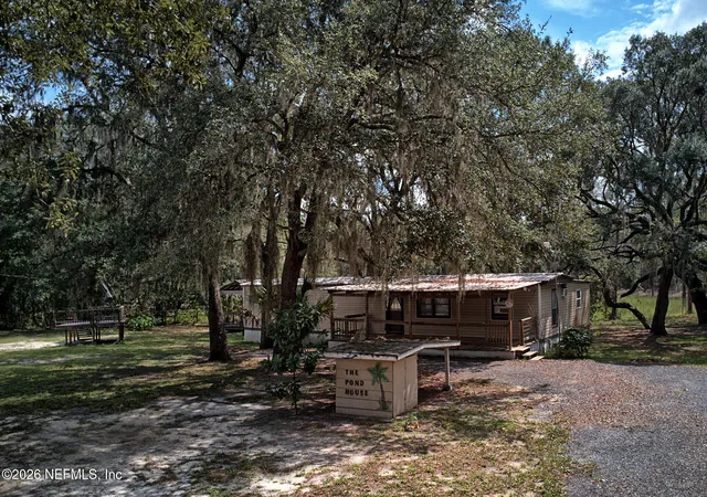 Photo 1 of Manufactured home for sale at 203 Pond Cir, Interlachen, FL 32148 | MLS# 2161700 | Listing updated on 2026-08-25