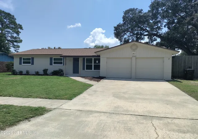 Photo 1 of Sale Pending at 1042 Grove Park Ln, Orange Park, FL 32073 | MLS# 2161733 | Listing updated on 2026-09-09