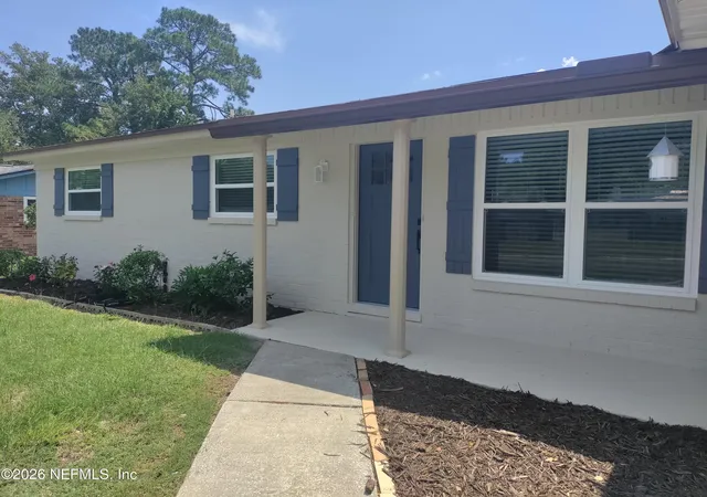 Photo 2 of Sale Pending at 1042 Grove Park Ln, Orange Park, FL 32073 | MLS# 2161733 | Listing updated on 2026-09-09