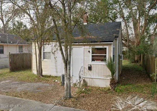 Photo 1 of Sale Pending at 1711 W 24th St, Jacksonville, FL 32209 | MLS# 2161921 | Listing updated on 2026-09-15