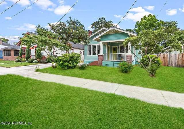 Photo 2 of Single family home for sale at 945 Wolfe St, Jacksonville, FL 32205 | MLS# 2161758 | Listing updated on 2026-08-25