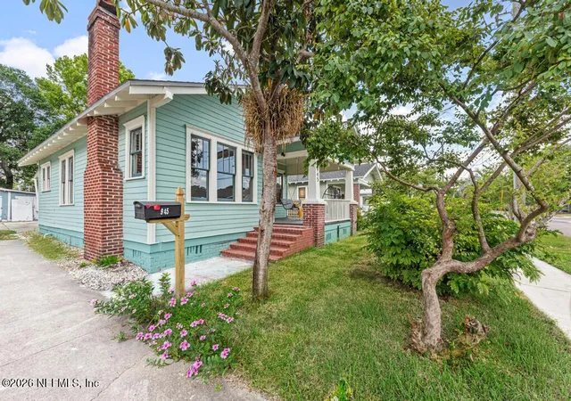 Photo 3 of Single family home for sale at 945 Wolfe St, Jacksonville, FL 32205 | MLS# 2161758 | Listing updated on 2026-08-25