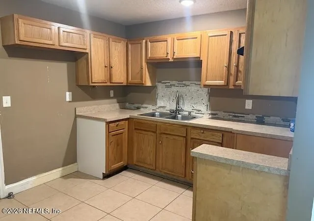 Photo 4 of Sale Pending at 8562 Darlington Dr, Jacksonville, FL 32208 | MLS# 2161839 | Listing updated on 2026-09-11