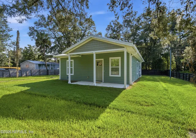 Photo 4 of Single family home for sale at 3325 S Palm Ave, Palatka, FL 32177 | MLS# 2161985 | Listing updated on 2026-08-30