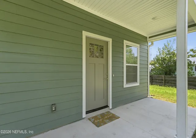 Photo 5 of Single family home for sale at 3325 S Palm Ave, Palatka, FL 32177 | MLS# 2161985 | Listing updated on 2026-08-30