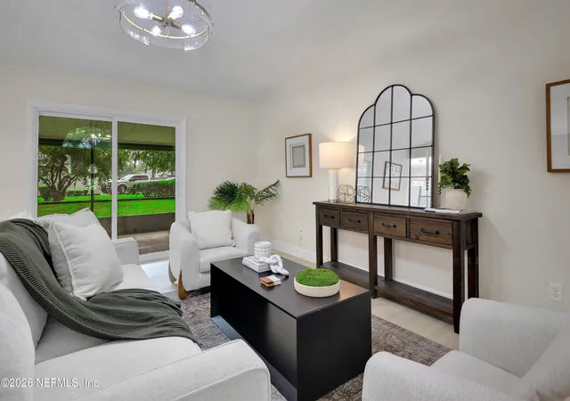 Photo 3 of Sale Pending at 408 Harvest Bend Dr, Fleming Island, FL 32003 | MLS# 2161983 | Listing updated on 2026-09-04