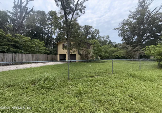 Photo 3 of Single family home for sale at 7952 Delaroche Dr, Jacksonville, FL 32210 | MLS# 2161827 | Listing updated on 2026-09-15