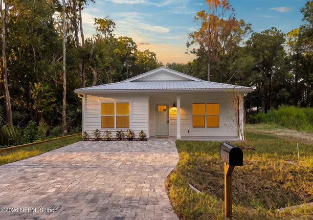Photo 1 of Single family home for sale at 928 Pearl St, St. Augustine, FL 32084 | MLS# 2161923 | Listing updated on 2026-08-26